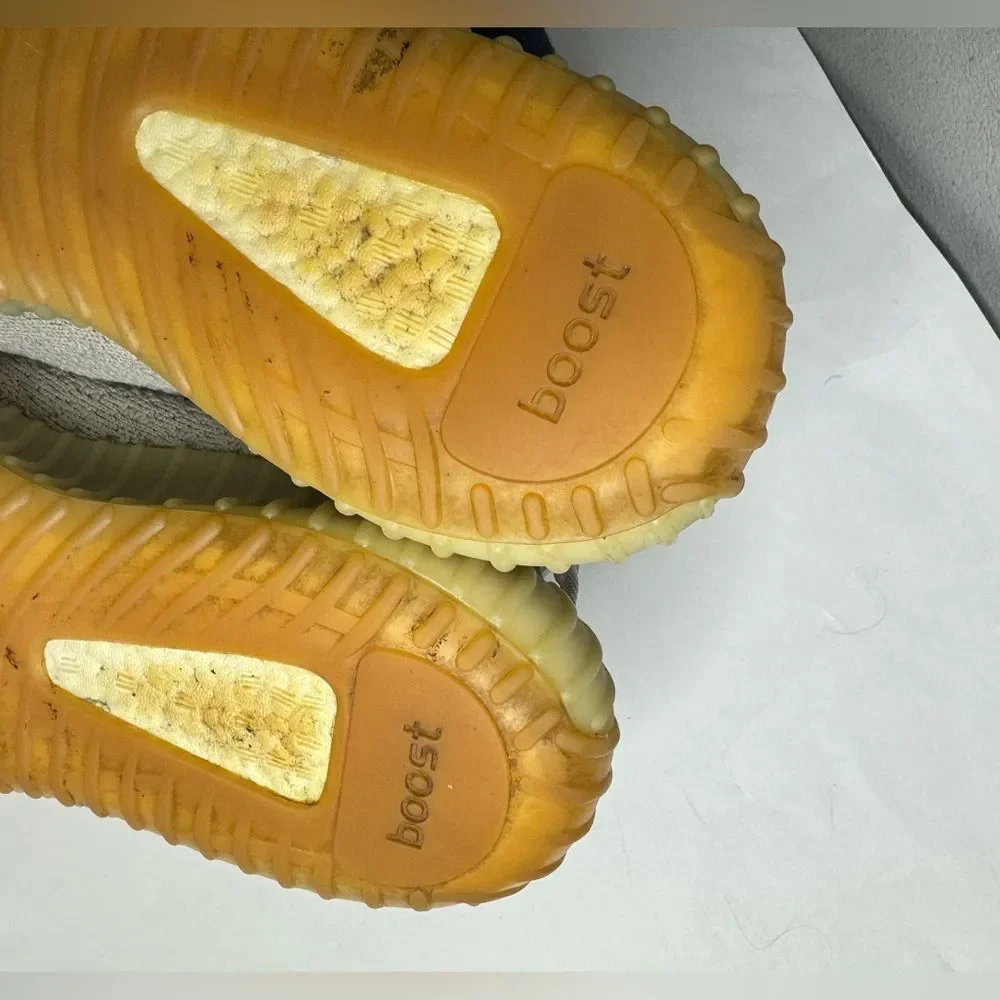 Adidas Yeezy Boost 350 V2 Sesame Size 10.5